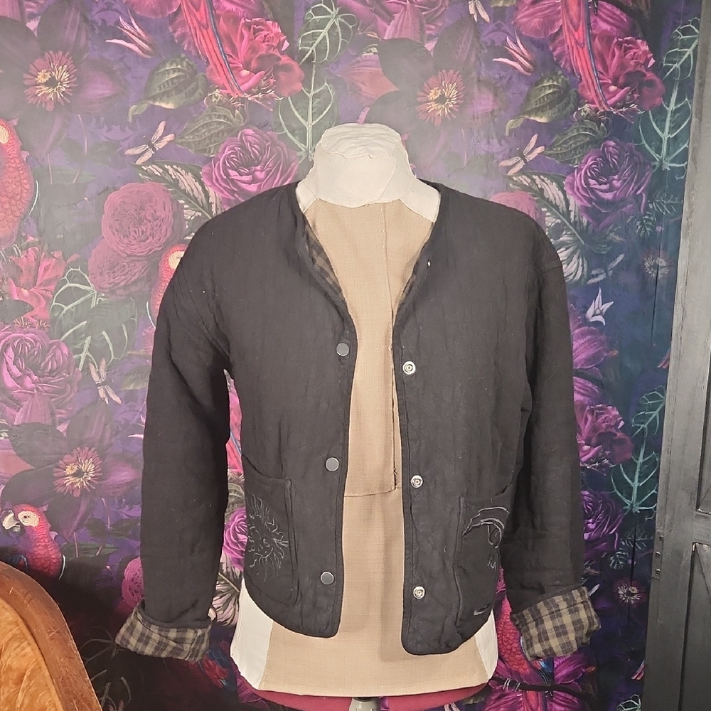 Disturbia Linen Reversible Crop Quilted Moon And Sun Embroidered Pocket Jacket
